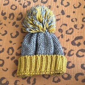 GELSO BIANCO Stylish Knit Pom-Pom Beanie